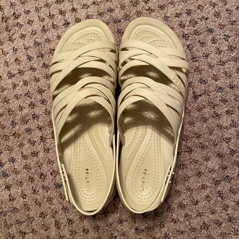Women’s size 8 Tan Croc Sandals